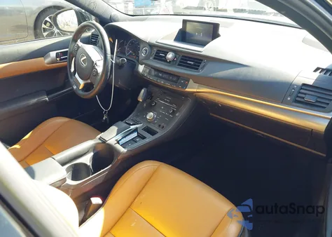 2014 Lexus Ct 200H z USA, uszkodzony, nr VIN JTHKD5BH4E2197939